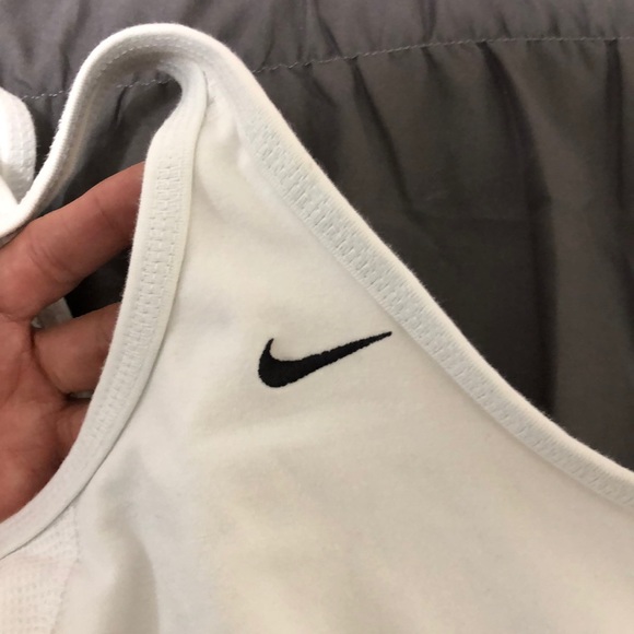 NIKE DRI-FIT TANK TOP SIZE L WHITE COLOR - Picture 4 of 4